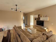 JEPET ME QERA APARTAMENTI 2+1+2 SPITALI , DURRES.
