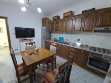 JEPET ME QERA SHTEPI 1 KATESHE QENDER , DURRES,