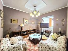 0695135860  Qira, Apartament 2+1, Rruga Elbasanit, Tiranë.