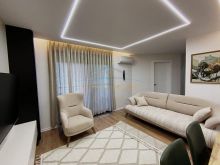 0683487469 Qera ,Apartament 2+1, Bulevardi Zogu I, Tiranë