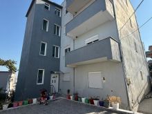 JEPET ME QERA NJE KAT I NJE VILE ZONA SPITALIT DURRES