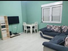 Jepet shtepi 1+1 me qera/Ambasada Amerikane/400 euro