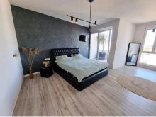 Jepet me qera apartament 2+1 tek Liqeni i Thate 