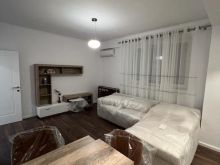 Jepet me qera apartament 2+1 tek Rr. e Durresit/ 800 euro