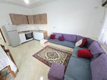 JEPET ME QERA APARTAMENT 2+1 NE PLAZH