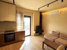 555 APARTAMENT ME QIRA TE MINISTRIA DREJTESISE