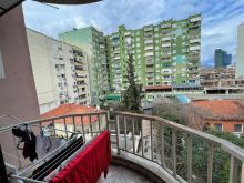 Jepet me qera apartament 3+1+2 ne Bllok ( Rruga Pjeter Bogda