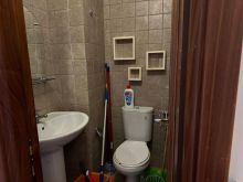 Jepet me qera apartament 2+1+2 perball Maternitetit te Ri