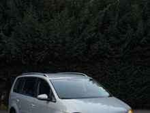VOLKSWAGEN TOURAN 2.00 NAFTE  4500 EURO