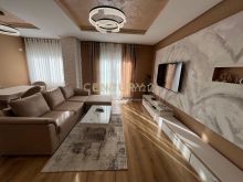 Super Apartament 2+1 Per Qira, Stacioni I Trenit , Durres.
