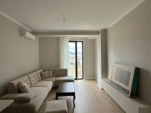 🏢 Apartament 1+1 me Qira – Golden Tower, Rr. Mine Peza ✨