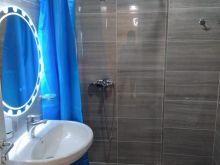 Jepet me qera apartament 2+1 tek Kodra e Diellit 1