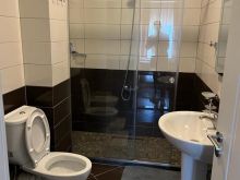 Jepet me qera apartament 2+1 me qera te Kopshti Botanik