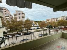 APARTAMENT ME QERA AFATGJATE 1+1 350 EURO/MUAJ – TRANSBALLKA