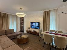 FOLEJA E GJELBER - APARTAMENT 3+1 PER SHITJE