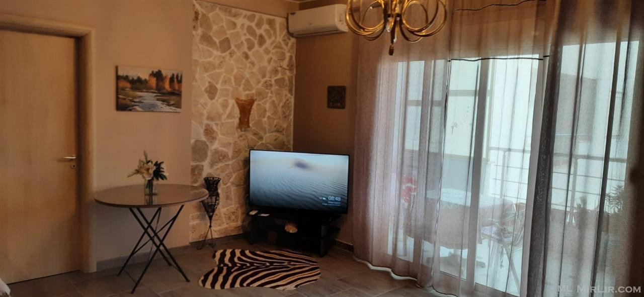 Shtepi 1+1 me qera Sarande - thumbnail 3