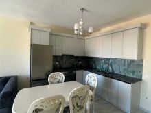 📌  Apartament 1+1 me Qira – Pazari i Ri, pranë Qendrës