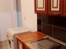 Apartament 1+1 me qera/pallati me Shigjeta/25.000 Leke