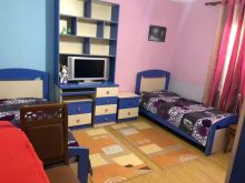 Jepet me qera apartament 1+1 tek Ish Fusha e Aviaconit