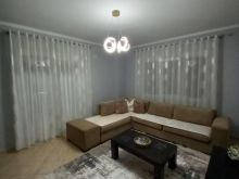  Jepet me qera apartament 1+1 tek Kopshti Botanik/ 500 euro