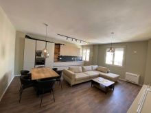 JEPET APARTAMENT 1+1 ME QIRA, RRUGA E PORTIT NE DURRES !