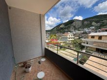 🆕🏡 JEPET ME QIRA APARTAMENT 1+1 NË LUNGOMARE, VLORË