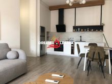 Jepet me qera apartament 1+1 tek Rruga e Kavajes (42111328)