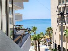 jepet me qera afatgjate apartament 2+1 me pamje deti ne plaz
