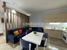JEPET ME QIRA APARTAMENT 2+1 NE PLAZH VIJE E PARE ME DETIN !
