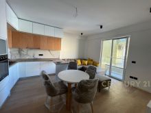 JEPET APARTAMENT 1+1 ME QIRA NE QENDER TE DURRESIT!