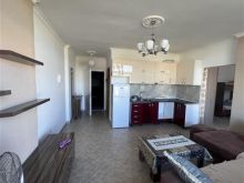 Shitet apartament shkembi kavajes !!!