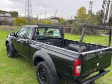 Nissan np300 vit 2011 2.5 nafte
