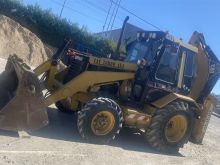 Cat 438 B