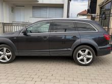 Audi Q7 S-line
