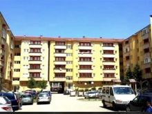 Shitet Banesa 4,5 dhomshe 120m² te Apollonia në Fushë Kosovë
