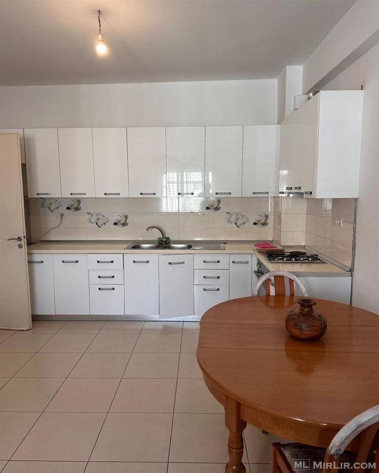 🚨 Jepet me Qira Apartament 2+1 në “Qendër”, Shkodër! - thumbnail 8