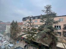 BANESE ME QIRA PER ZYRE 90m2