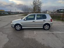Shes Polo 1.4 Benzin e rujten si brenda poashtu dhe jasht