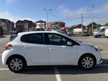 Shitet peugeot 208 1.2 benzin 2017