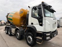 ASTRA HD9 84.48-80 with CIFA concrete mixer