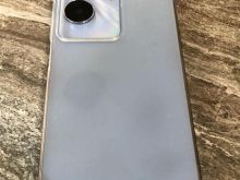 Shitet telefoni