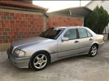Shitet mercedesi c220 2000 nr 044740417