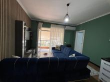 JEPET ME QERA APARTAMENT 3+2+1 + 2 VENDE PARKIM, PRANE REZID