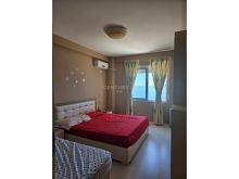 Apartament 1+1 me Qera në Plazh, Durrës, vijë e parë me deti