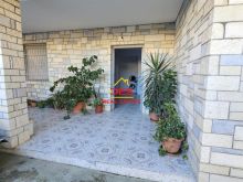 JEPET ME QIRA KATI I PARË I NJE SHTËPIE PRIVATE , VLORË