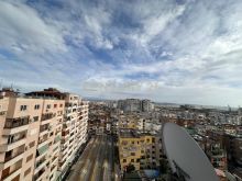 SHITET APARTAMENT 2+1 PRANE MARKATES DURRES!