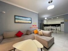 JEPET ME QIRA APARTAMENT 3+1+2 PRANË KISHËS ORTODOKSE