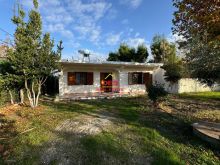 JEPET ME QIRA SHTËPI PRIVATE 1+1 NË PLAZH TË VJETËR, VLORË.