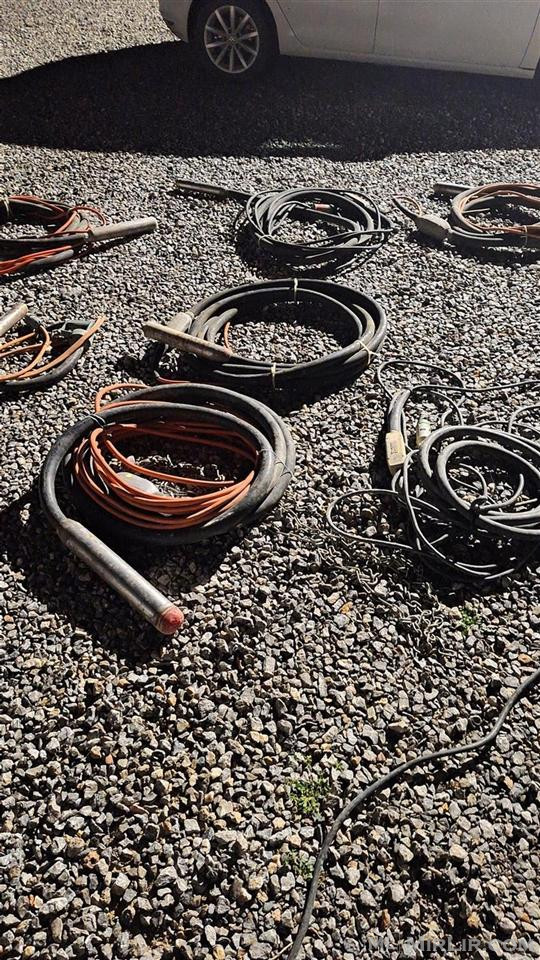 Vibrator beton