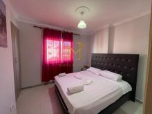 APARTAMENT 3+1 ME QERA NE PLAZH , PRANE SHKOLLES BAJRAM CURR